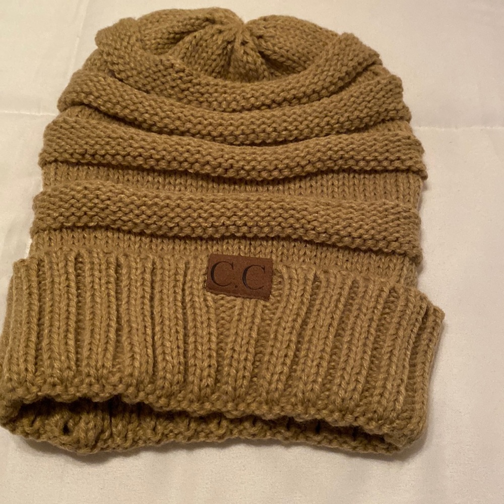 CC Cable Knit Beanie - Tan